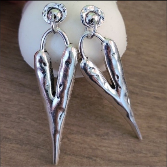 Melted Heart - Boho Earrings - Picture 3 of 9